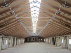 neue Dachkonstruktion mit Oberlicht